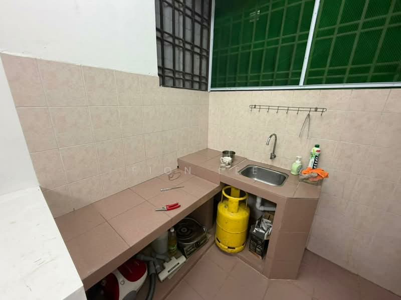 Rumah Teres 2 Tingkat untuk Disewa di Skudai (Johor) - Fion Lee - Kitchen - PropertyGuru.com.my