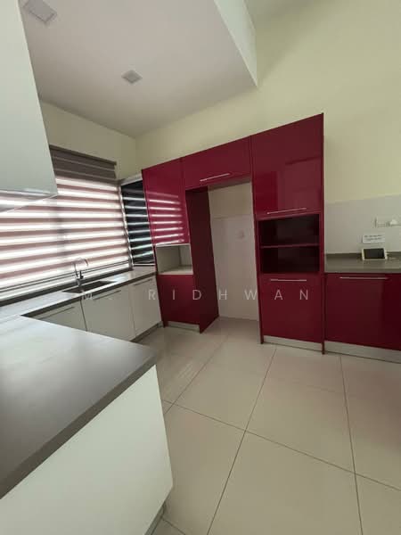 3-storey Terraced House for Sale in Cyberjaya (Selangor) - M. Ridhwan - Kitchen - PropertyGuru.com.my