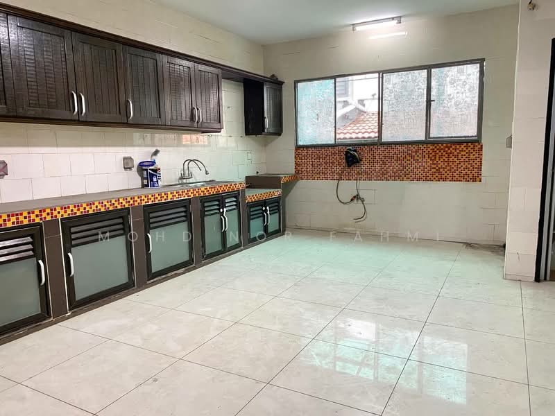 Rumah Teres 2 Tingkat untuk Dijual di Bukit Jelutong (Shah Alam) - Mohd Nor Fahmi - Kitchen - PropertyGuru.com.my