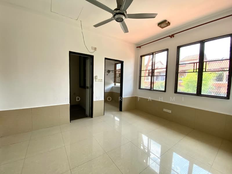 Rumah Teres 2 Tingkat untuk Dijual di Bukit Jelutong (Shah Alam) - Mohd Nor Fahmi - Interior - PropertyGuru.com.my