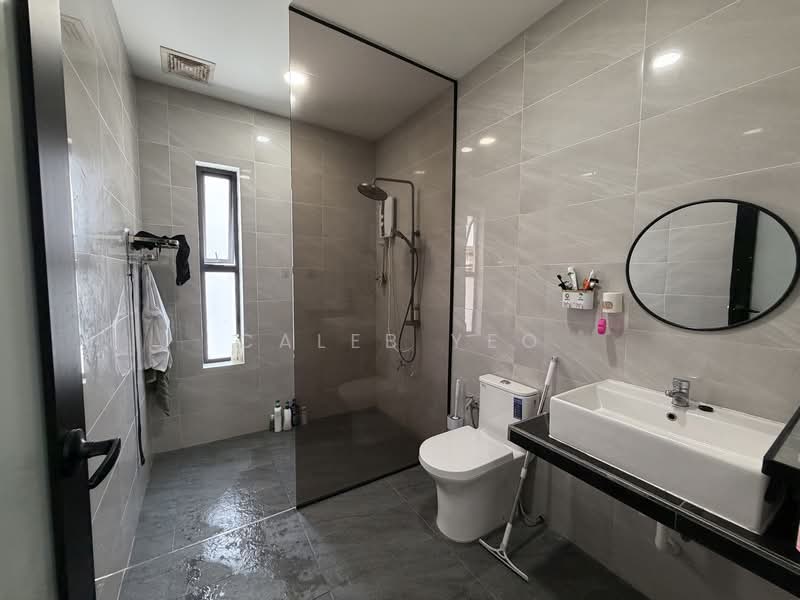 Rumah Teres 2 Tingkat untuk Dijual di Bandar Seri Alam (Masai) - Caleb Yeo - Bathroom - PropertyGuru.com.my
