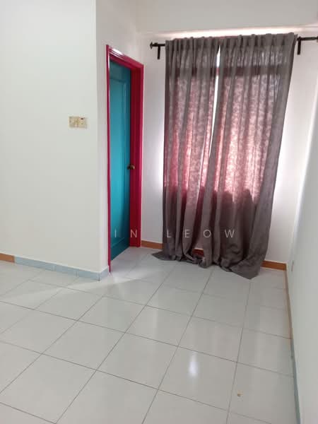 Apartment for Sale at Mutiara Serdang (Turf View) - Rain Leow - Interior - PropertyGuru.com.my