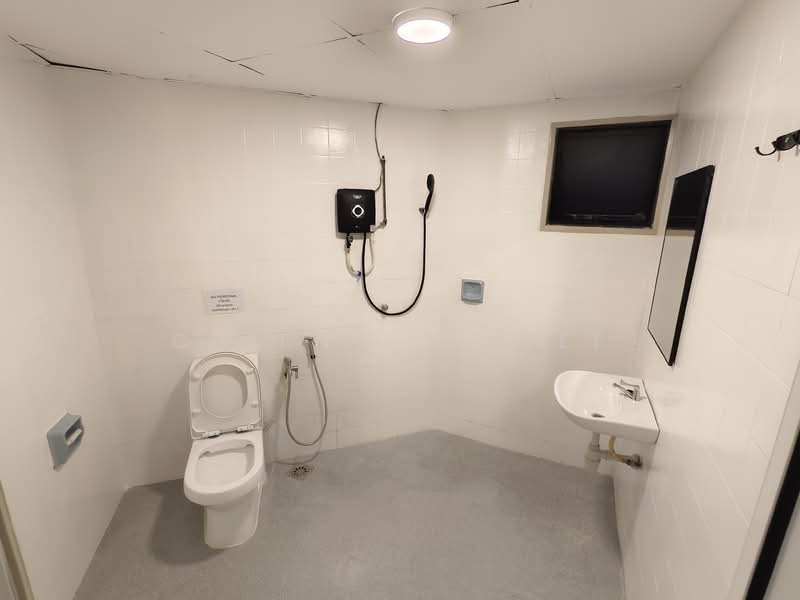 Kondominium untuk Disewa di The Vistana - Chien Kok Lee - Bathroom - PropertyGuru.com.my