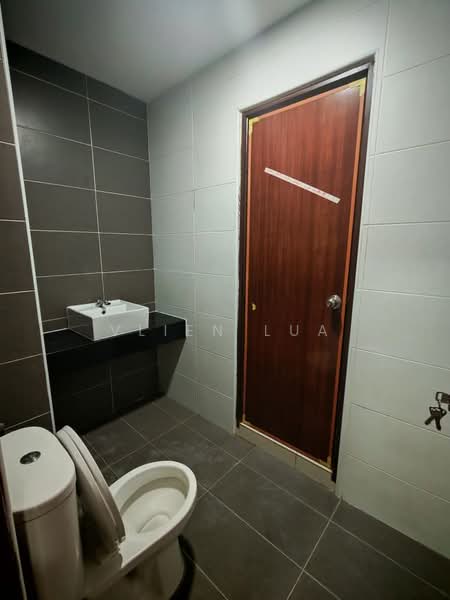 Service Residence for Sale at KSL Residence @ Daya - Vlien Lua - PropertyGuru.com.my