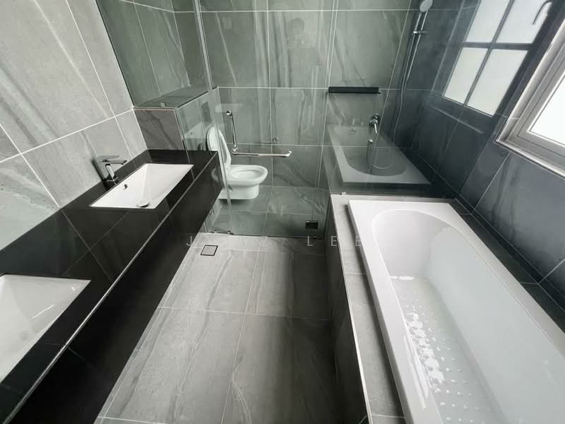 Semi-Detached House for Sale in Eco Spring (Johor Bahru) - Jyez Lee - Bathroom - PropertyGuru.com.my