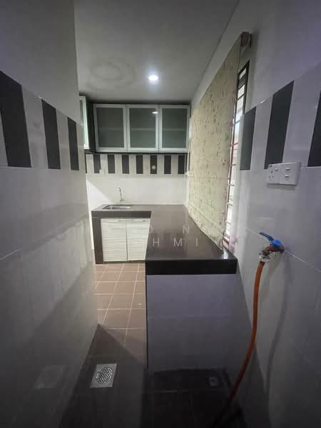 Untuk Dijual - Seksyen 4