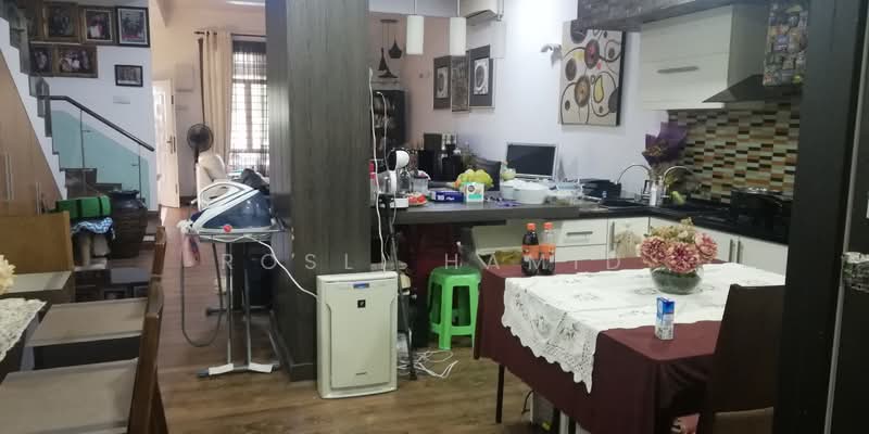 Rumah Teres untuk Dijual di Taman Jelok Impian (Kajang) - Rosli Hamid - Interior - PropertyGuru.com.my