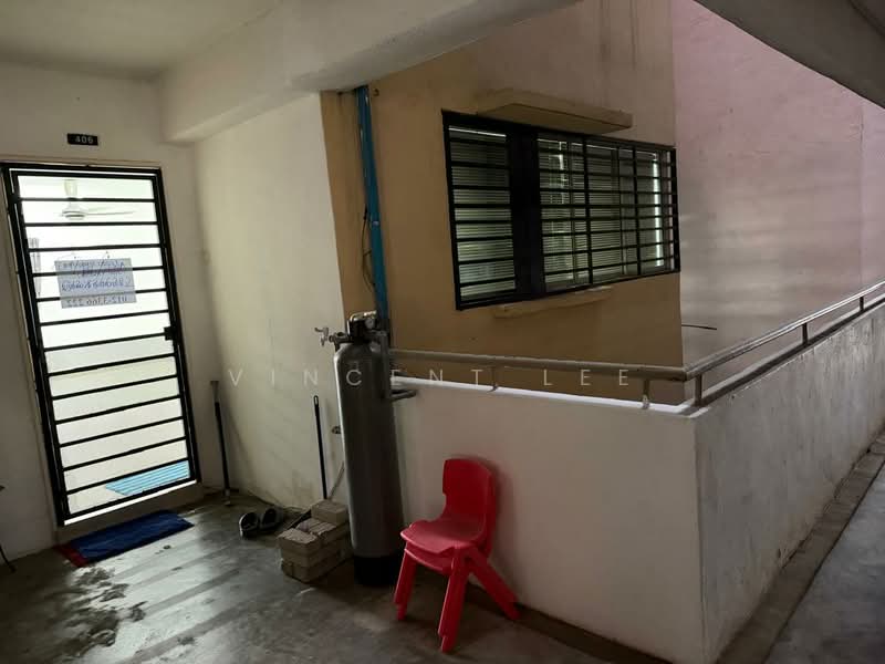 Pangsapuri untuk Disewa di Pangsapuri Danau Pandan 1 - Vincent Lee - Entrance - PropertyGuru.com.my