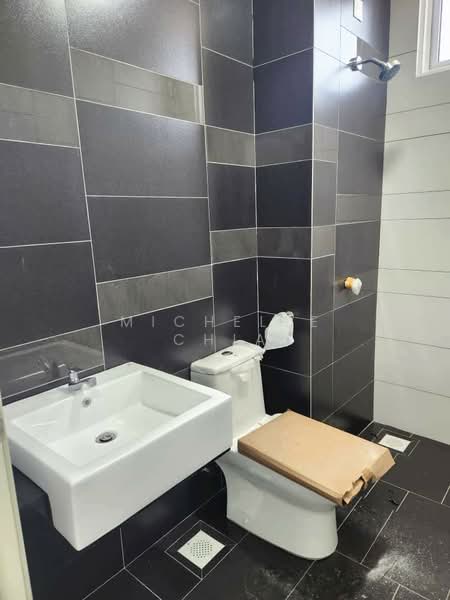 Condominium for Rent at The Sky @ Tripark - Michelle Chia - Bathroom - PropertyGuru.com.my