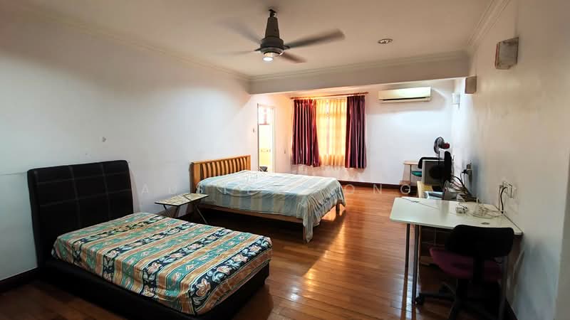 Bungalow for Sale in Taman Eng Ann (Klang) - Austen Fong - Bedroom - PropertyGuru.com.my