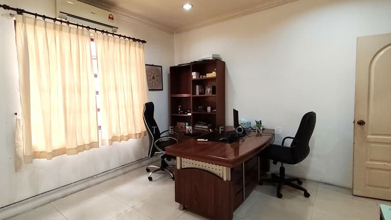 Bungalow for Sale in Taman Eng Ann (Klang) - Austen Fong - Study - PropertyGuru.com.my