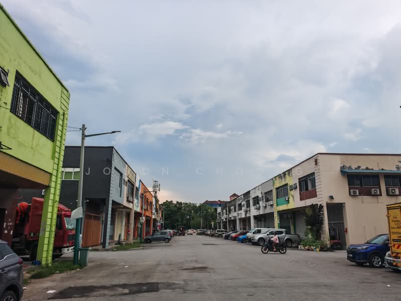 Terrace Factory for Rent in Taman Desa Serdang (Seri Kembangan) - Joson Choong - Exterior - PropertyGuru.com.my
