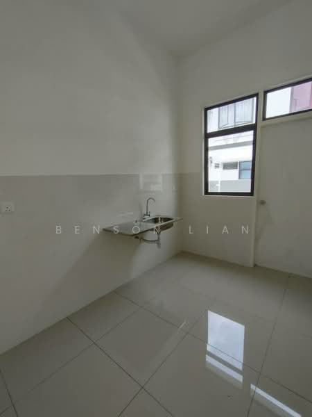 Rumah Teres 2 Tingkat untuk Dijual di Puncak Alam (Selangor) - Benson Lian - Kitchen - PropertyGuru.com.my