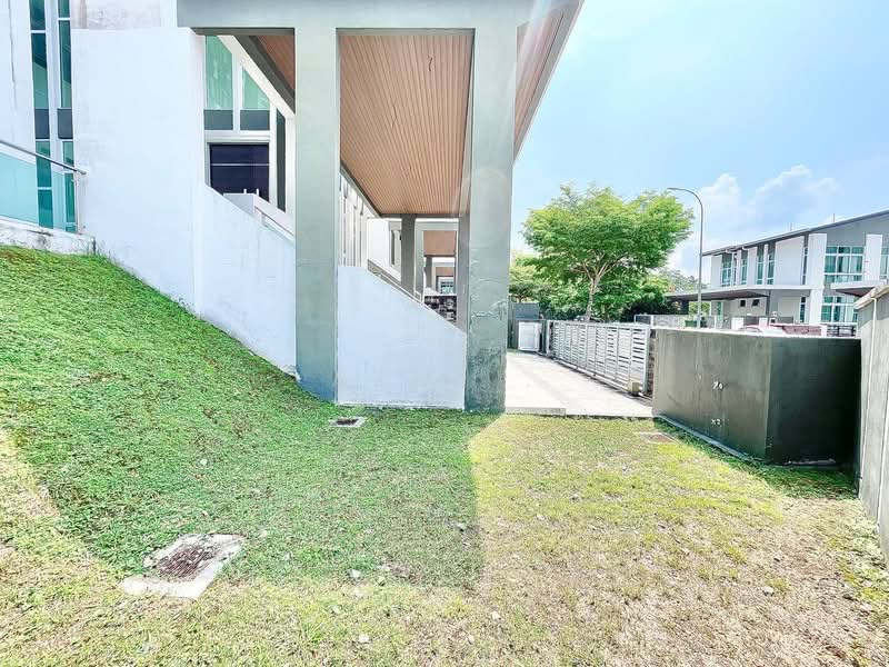 Bungalow for Sale in Ulu Kelang (Selangor) - Azmi . - PropertyGuru.com.my