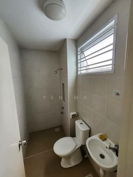 Rumah Kluster untuk Dijual di Johor Bahru (Johor) - Yen Ma - Bathroom - PropertyGuru.com.my
