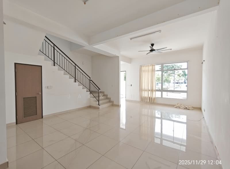 Rumah Teres 2 Tingkat untuk Dijual di Skudai (Johor) - Jack Cheu - Living Room - PropertyGuru.com.my