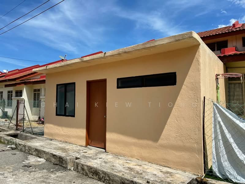 1-storey Terraced House for Sale in Taman Kepadang Damai (Kuantan) - Chai Kiew Tiong - Exterior - PropertyGuru.com.my