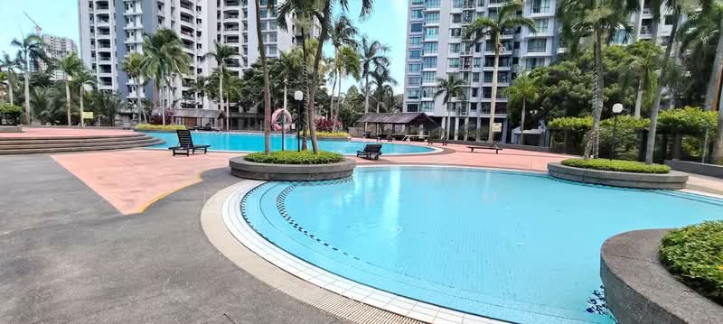 Condominium for Rent at The Straits View Condominium - Dexter Lim - Pool - PropertyGuru.com.my