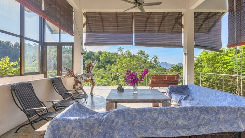 Bungalow for Sale in Ipoh (Perak) - Liza Tieo Quek Hoon - Balcony - PropertyGuru.com.my