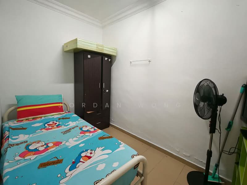 2-storey Terraced House for Rent in Taman Pelangi (Johor Bahru) - Jordan Wong - Bedroom - PropertyGuru.com.my