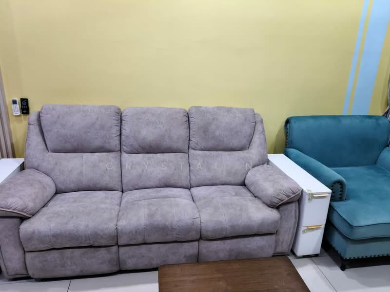 Servis Apartment untuk Disewa di Fortune Centra - Crystal Ng - Living Room - PropertyGuru.com.my