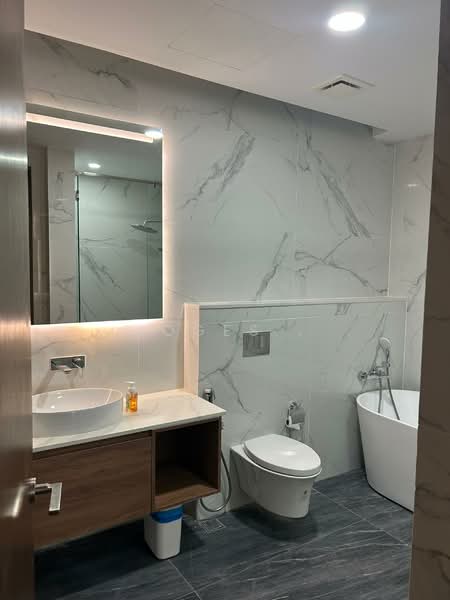 Kondominium untuk Disewa di Core Residence @ TRX - Loges . - Bathroom - PropertyGuru.com.my