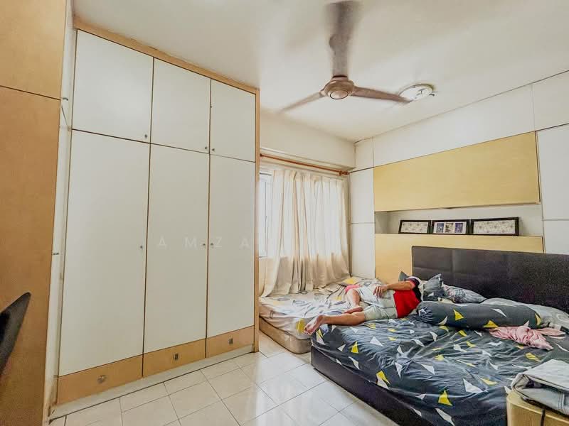 Condominium for Sale at Vista Komanwel A - Amzar Faiz - Bedroom - PropertyGuru.com.my