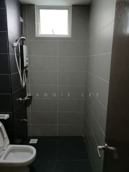 Kondominium untuk Dijual di M Condominium @ Larkin - Maggie Lee - Bathroom - PropertyGuru.com.my