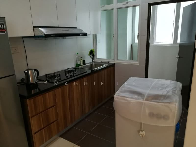 Kondominium untuk Dijual di M Condominium @ Larkin - Maggie Lee - Kitchen - PropertyGuru.com.my