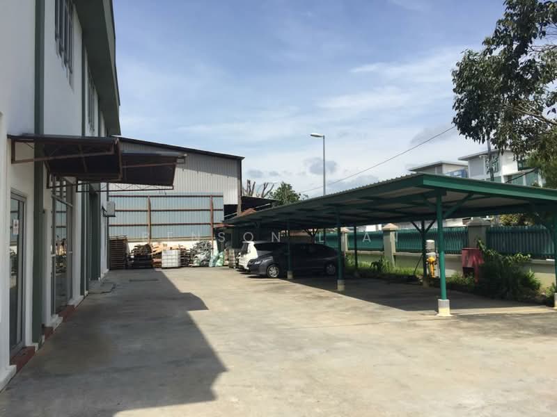 Factory for Rent in Puncak Alam (Selangor) - Benson Lian - Exterior - PropertyGuru.com.my