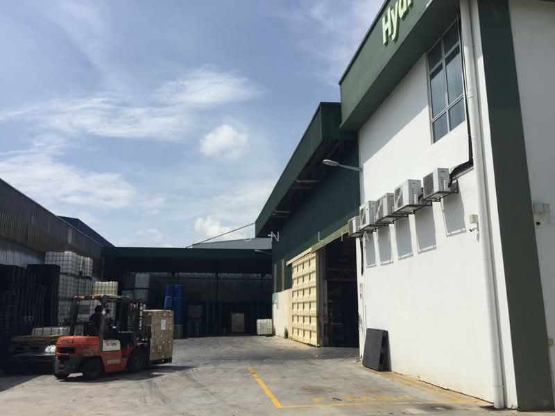 Factory for Rent in Puncak Alam (Selangor) - Benson Lian - Exterior - PropertyGuru.com.my