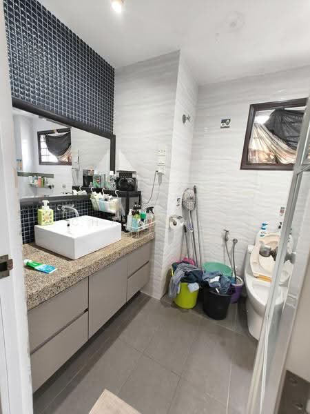 Rumah Teres 2-Tingkat untuk Dijual di Taman Segar Perdana (Cheras) - Charmaine Tan - Bathroom - PropertyGuru.com.my