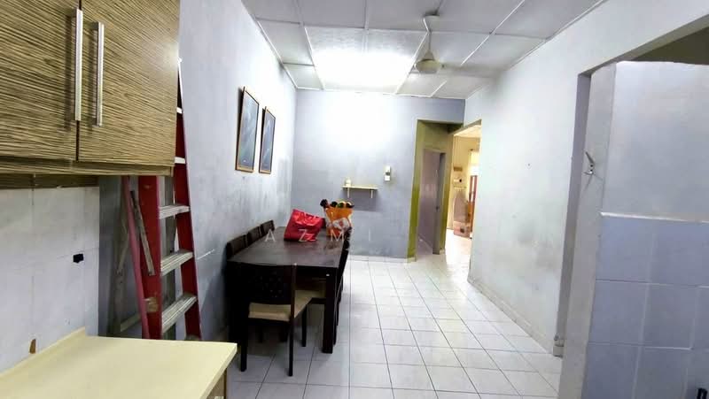 1-storey Terraced House for Sale in Kajang (Selangor) - Azmi . - Dining Room - PropertyGuru.com.my