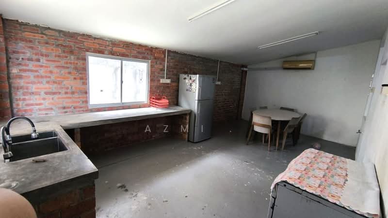 1-storey Terraced House for Sale in Kajang (Selangor) - Azmi . - Kitchen - PropertyGuru.com.my