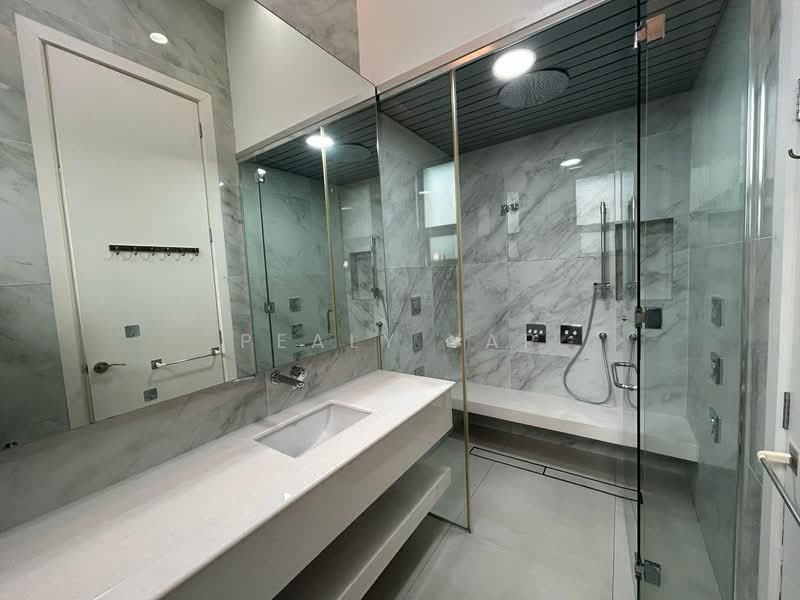 Rumah Banglo untuk Dijual di Country Heights Damansara (Kuala Lumpur) - Pealy Yap - Bathroom - PropertyGuru.com.my