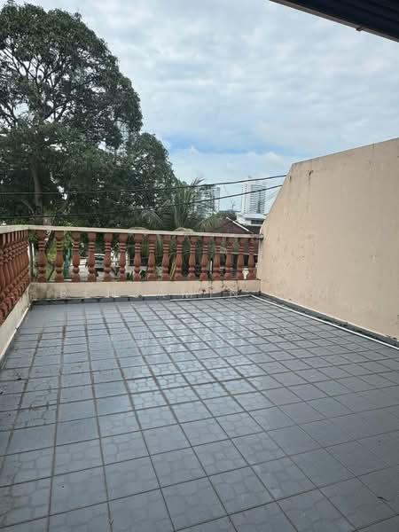 2-storey Terraced House for Sale in Johor Bahru (Johor) - Benjamin Lim - Balcony - PropertyGuru.com.my