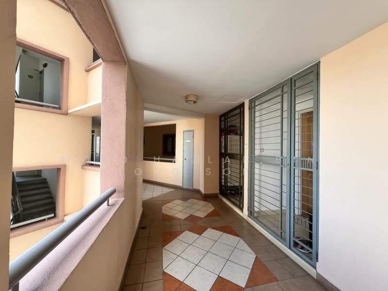 Kondominium untuk Dijual di Casa Indah 1 - Mohd Hazlan bin Mohd Sopi - Corridor - PropertyGuru.com.my