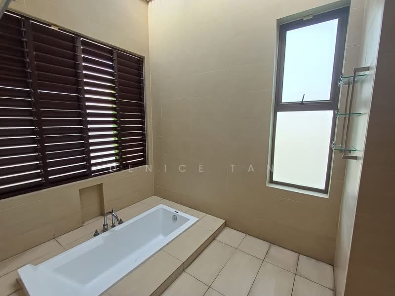 Semi-Detached House for Rent in East Ledang (Iskandar Puteri (Nusajaya)) - Denice Tan - Bathroom - PropertyGuru.com.my