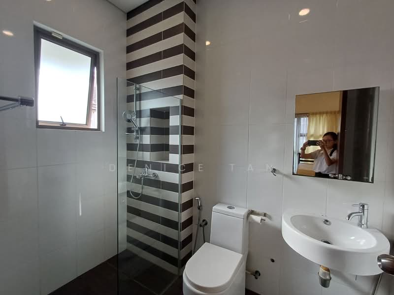 Semi-Detached House for Rent in East Ledang (Iskandar Puteri (Nusajaya)) - Denice Tan - Bathroom - PropertyGuru.com.my