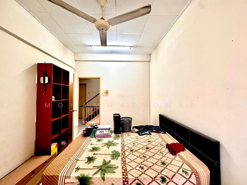 2.5-storey Terraced House for Sale in Taman Desa Karunmas (Balakong) - Mohammad Omar - PropertyGuru.com.my