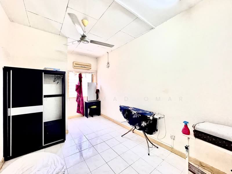 2.5-storey Terraced House for Sale in Taman Desa Karunmas (Balakong) - Mohammad Omar - PropertyGuru.com.my
