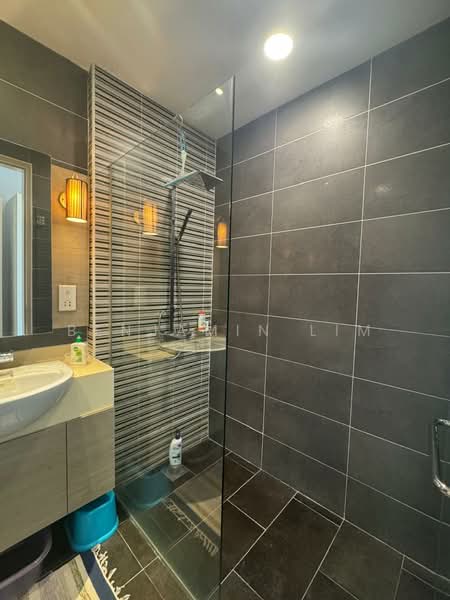 Service Residence for Sale at Somerset Puteri Harbour - Benjamin Lim - Bathroom - PropertyGuru.com.my