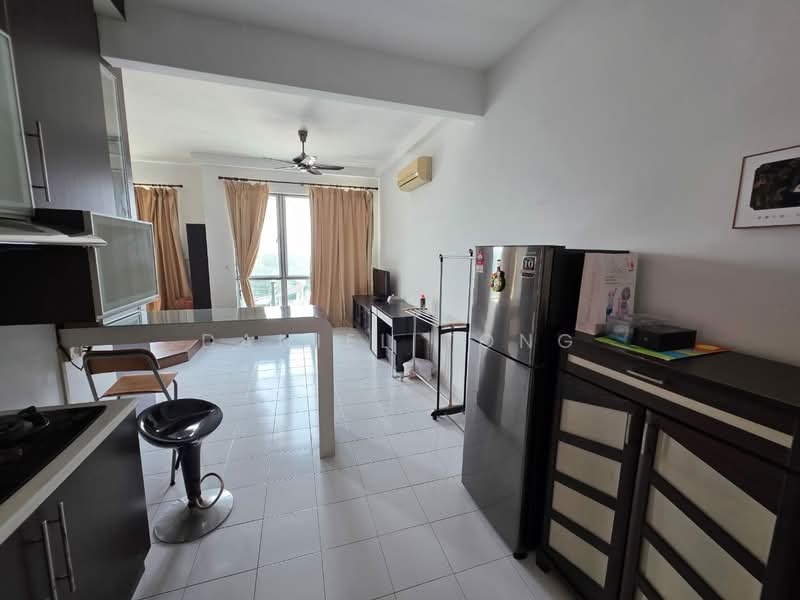 Servis Apartment untuk Dijual di Serviced Residence @ Casa Tiara - Daniel Tong - Living Room - PropertyGuru.com.my
