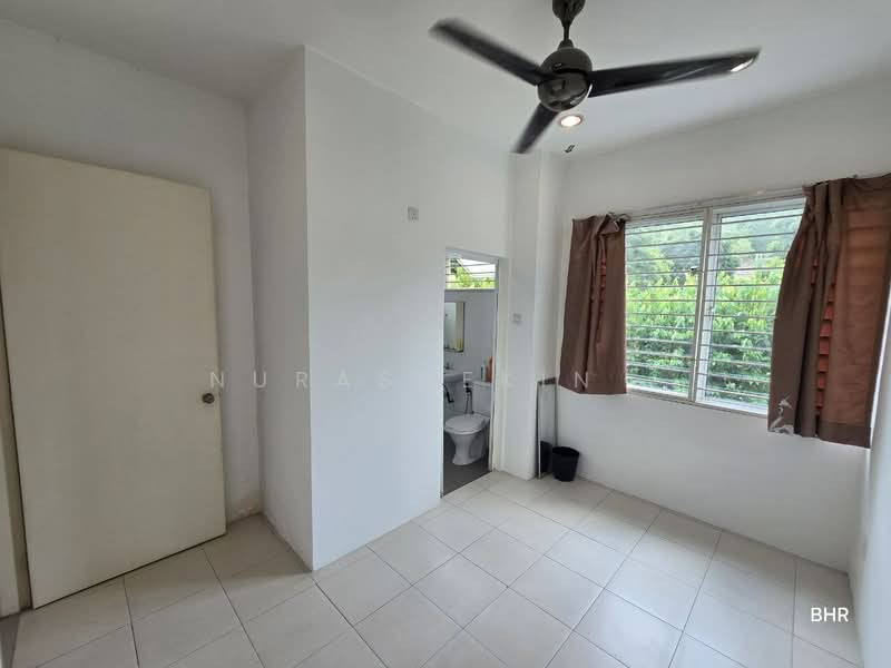 Rumah Teres 2.5 Tingkat untuk Dijual di Bandar Teknologi Kajang (Kajang) - Nurashekin . - Bedroom - PropertyGuru.com.my