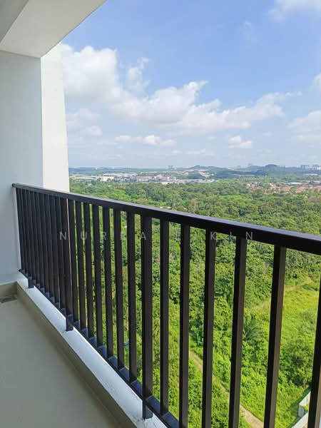 Kondominium untuk Disewa di Zahra Residensi - Nurra Eikin - Balcony - PropertyGuru.com.my