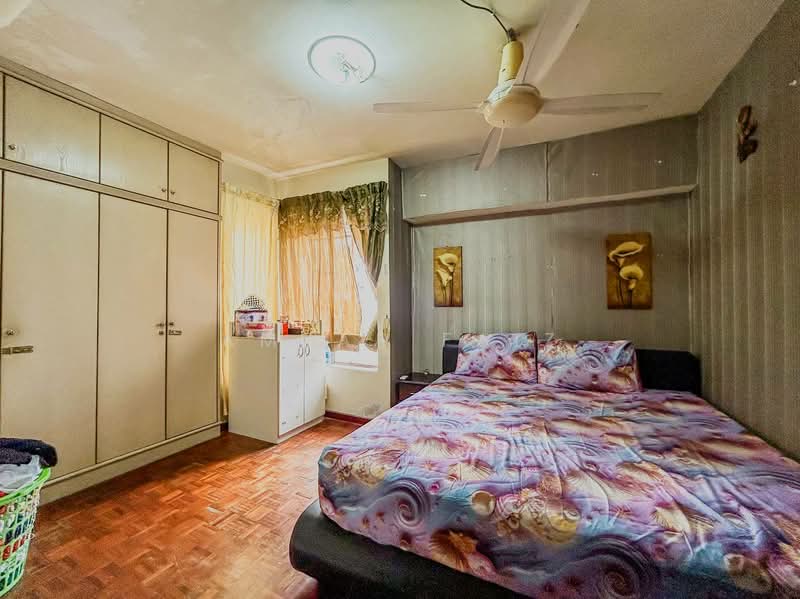 Condominium for Sale at Le Jardine Condominium - Amzar Faiz - Bedroom - PropertyGuru.com.my