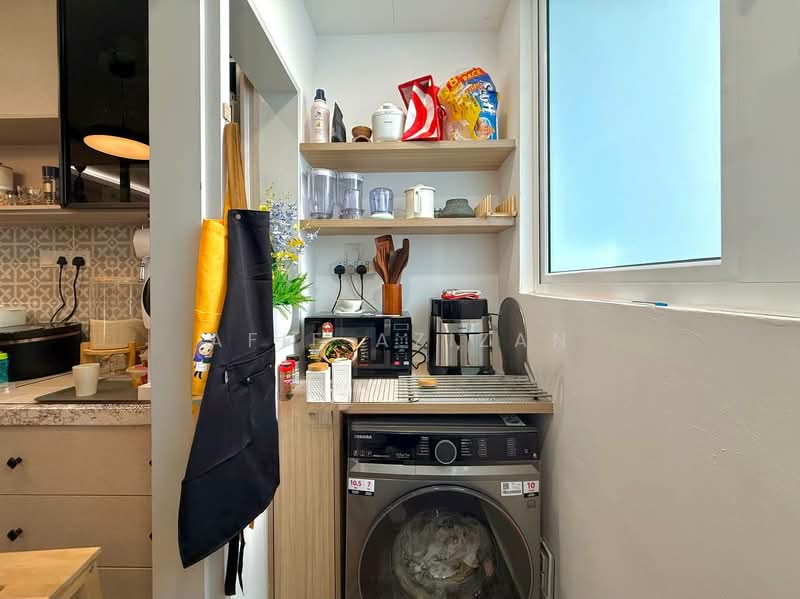 Service Residence for Sale at Sensory Residence @ Southville City - Afif Azizan - Kitchen - PropertyGuru.com.my