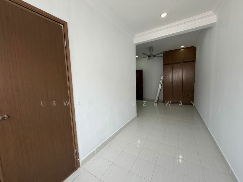 2-storey Terraced House for Sale in Taman Saujana Impian (Kajang) - Uswani Mazuwan - Interior - PropertyGuru.com.my