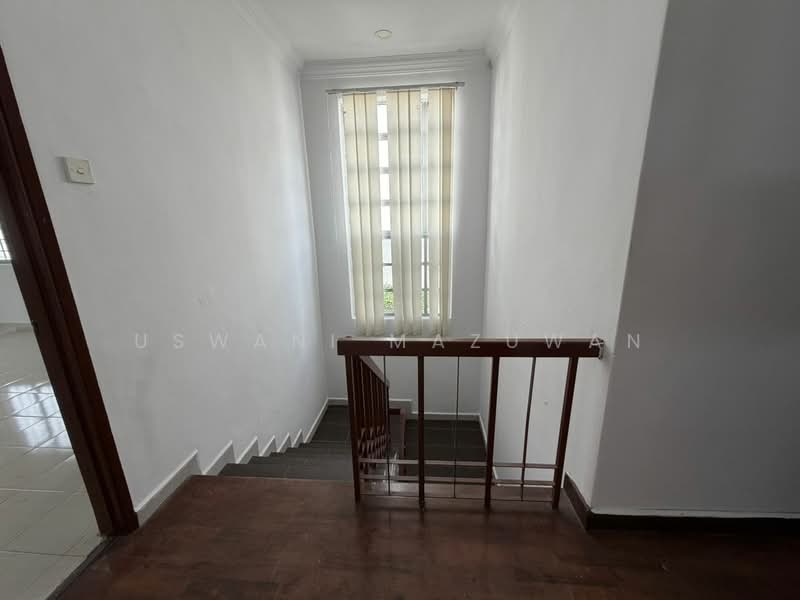 2-storey Terraced House for Sale in Taman Saujana Impian (Kajang) - Uswani Mazuwan - Interior - PropertyGuru.com.my