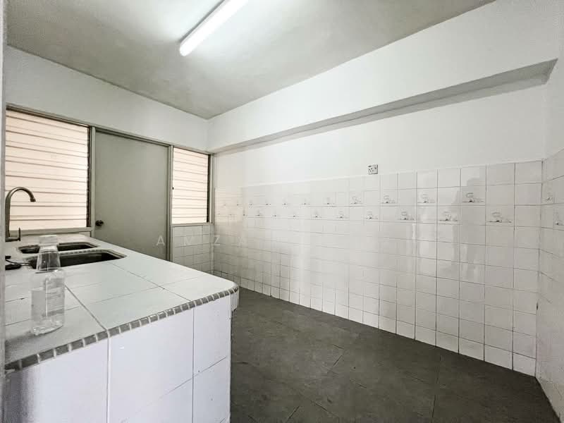 Condominium for Sale at Le Jardine Condominium - Amzar Faiz - Kitchen - PropertyGuru.com.my